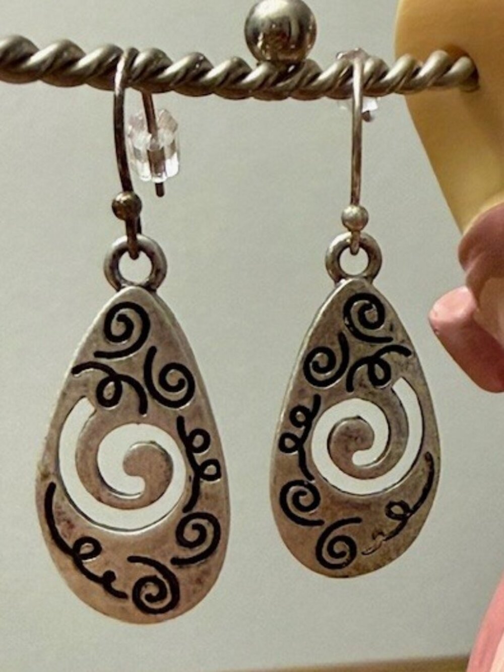 Lia Sophia "DAY DREAM" Earrings